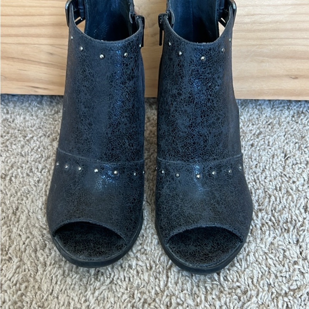 Simply Vera Vera Wang Black Peep-Toe Ankle Booties